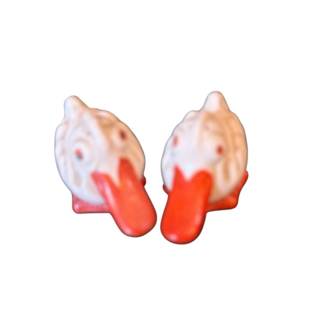 Vintage Ducks Salt & Pepper Shakers‎